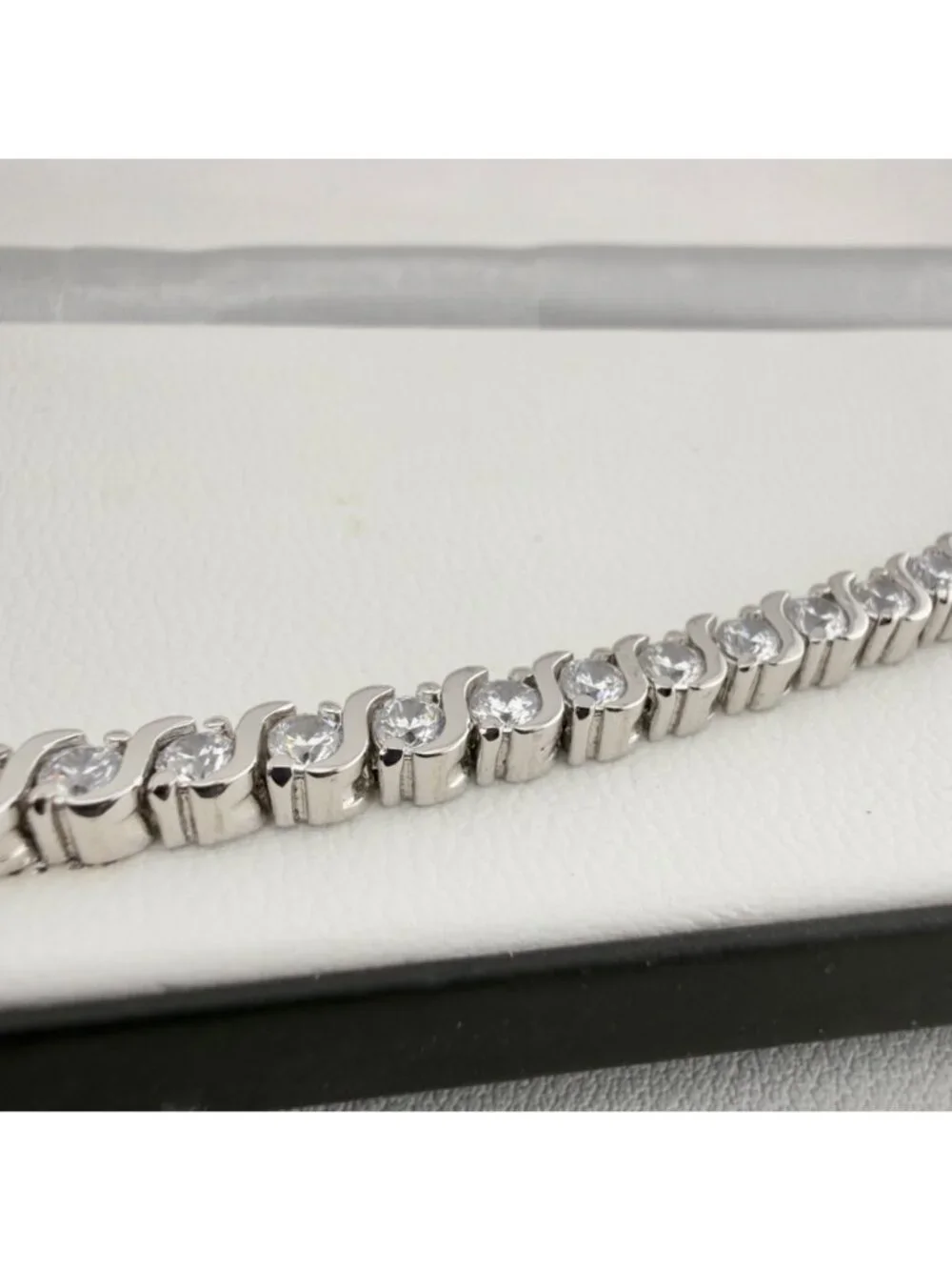 Cubic Zirconia Silver Plated Tennis Bracelet 6.75